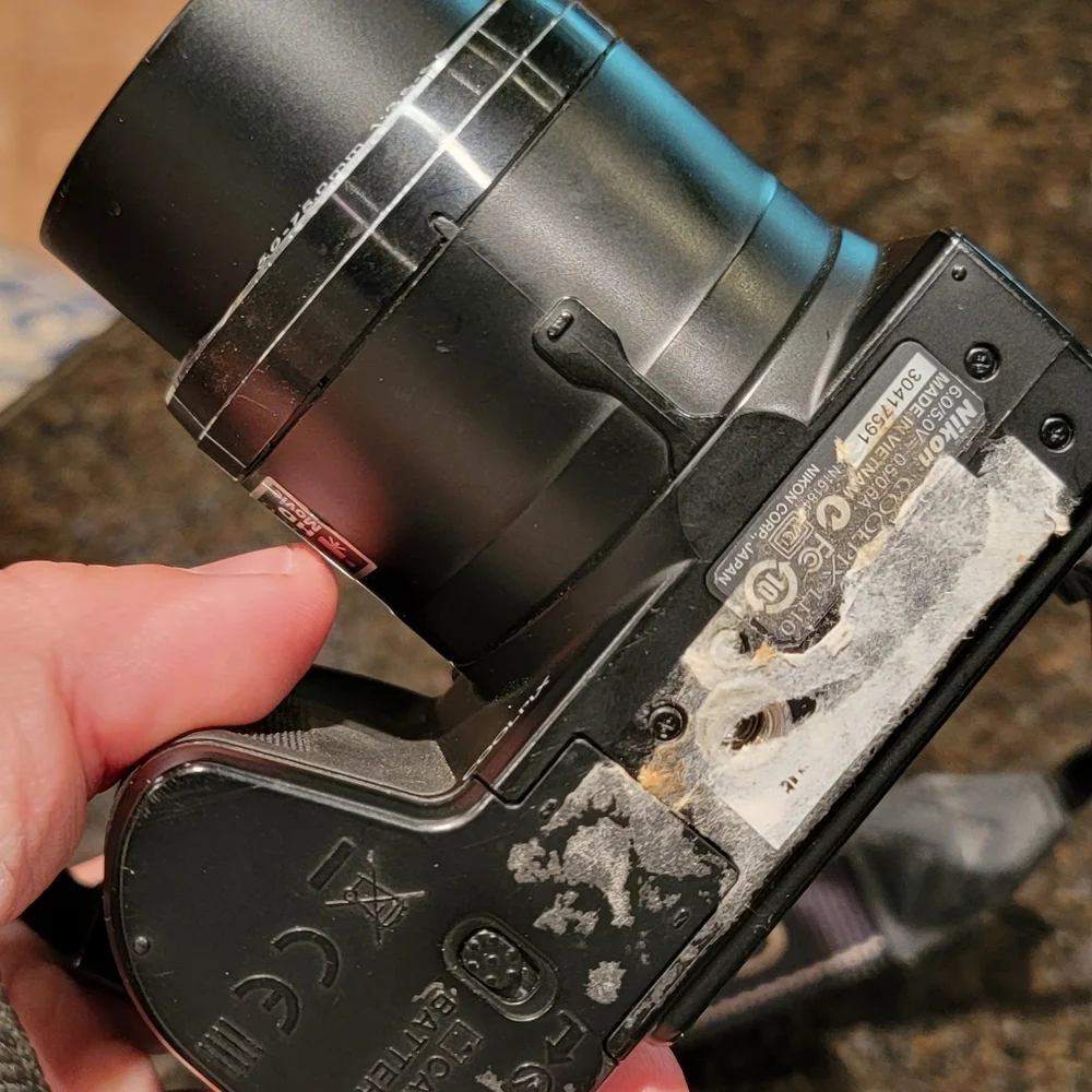 NIKON Digital Camera